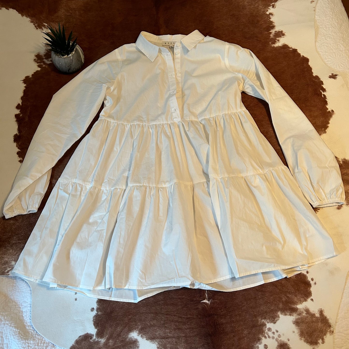 NEED MY LOVE BUTTON-FRONT TIERED MINI DRESS